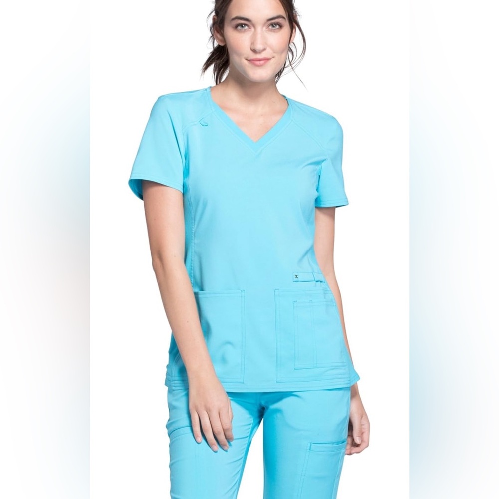 Cherokee iflex V neck scrub top & Yoga pants set S petite / M turquoise scrubs